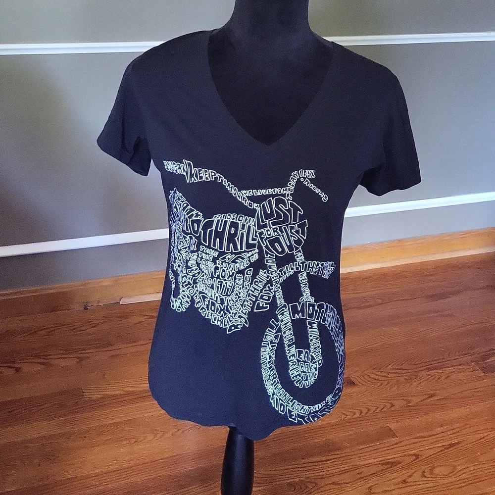 FOX V-neck Black Motorcycle T Shirt Size Medium - Picture 1 of 7